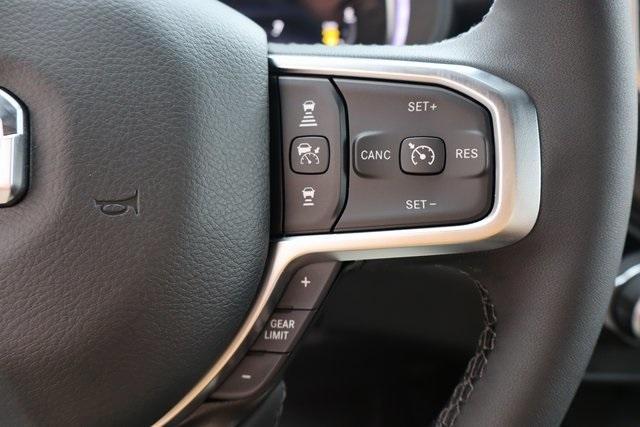 Photo of 2025 Diamond Black RAM 1500