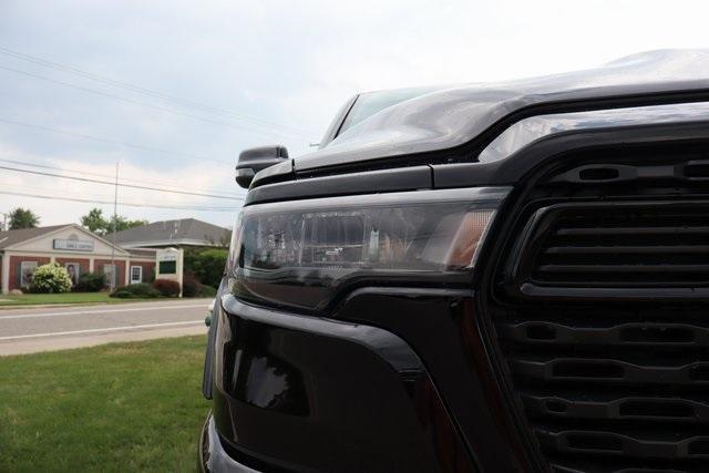 Photo of 2025 Diamond Black RAM 1500
