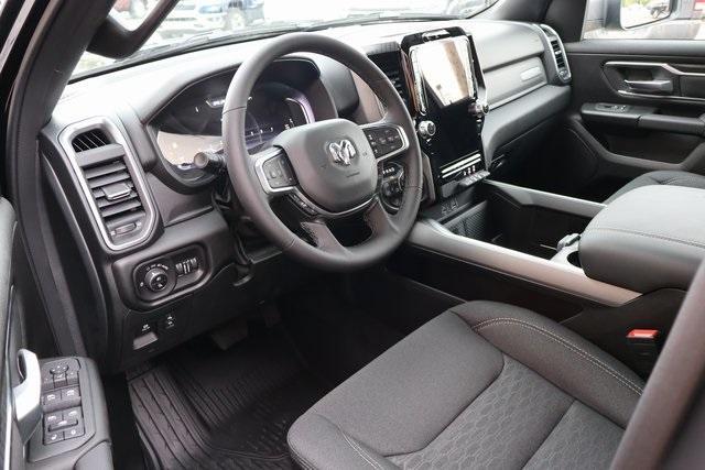 Photo of 2025 Diamond Black RAM 1500