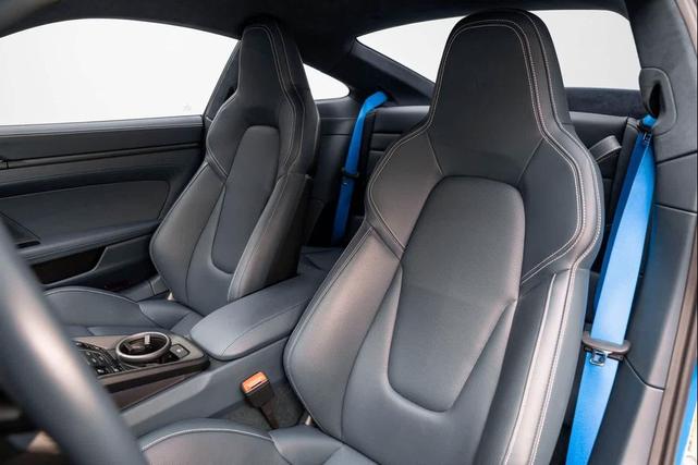 Photo of 2022 Blue Porsche 911