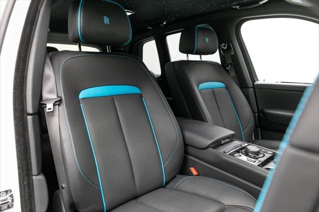 Photo of 2022 White Rolls-Royce Cullinan