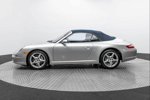 Photo of 2007 Silver Porsche 911