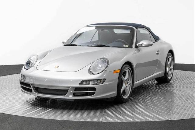 Photo of 2007 Silver Porsche 911