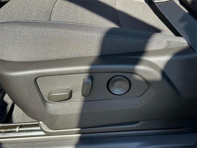 Photo of 2025 Summit White Chevrolet Silverado 1500