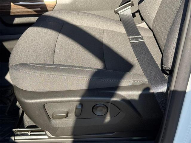 Photo of 2025 Summit White Chevrolet Silverado 1500