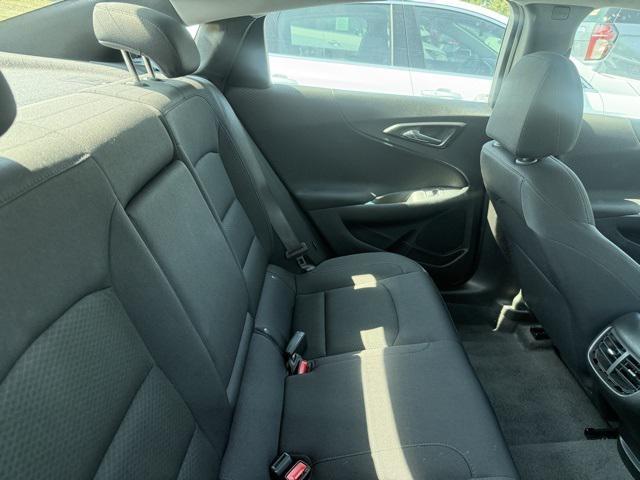 Photo of 2024 Summit White Chevrolet Malibu