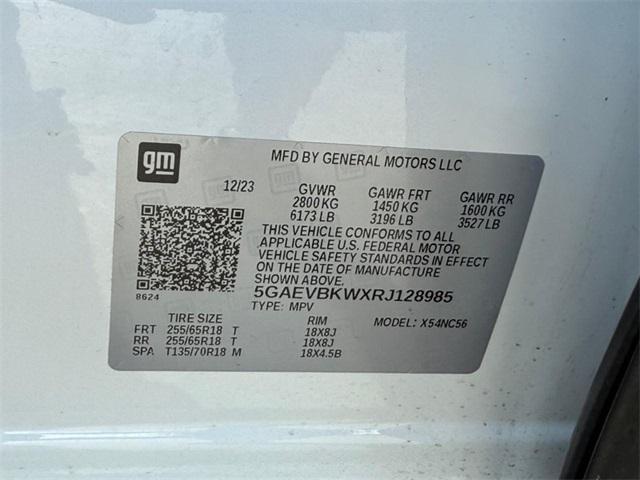 Photo of 2024 Summit White Buick Enclave