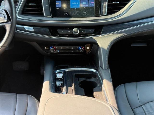 Photo of 2024 Summit White Buick Enclave