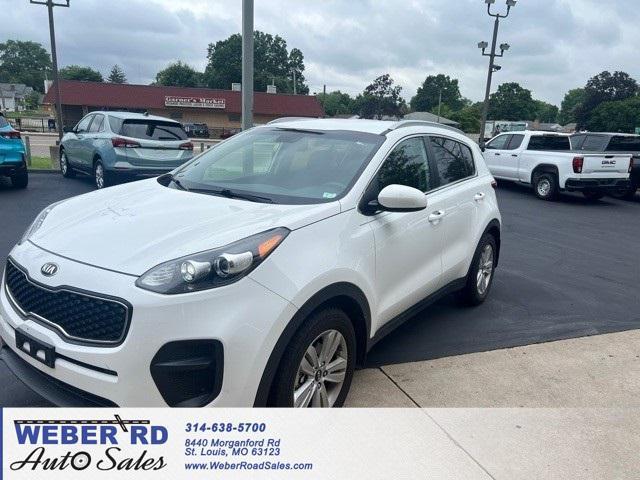Photo of 2017 Clear White Kia Sportage