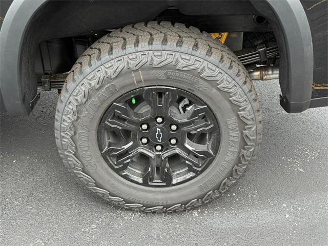 Photo of 2025 Black Chevrolet Silverado 1500