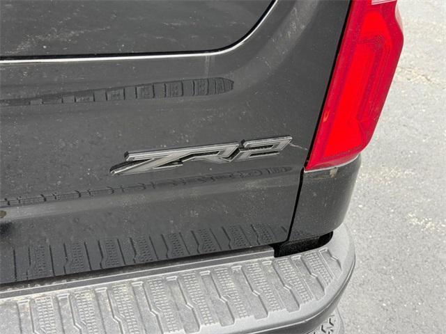 Photo of 2025 Black Chevrolet Silverado 1500