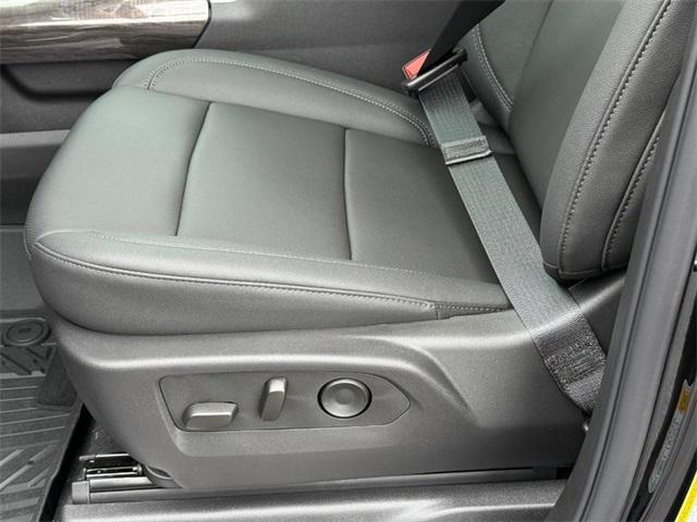 Photo of 2025 Black Chevrolet Silverado 1500