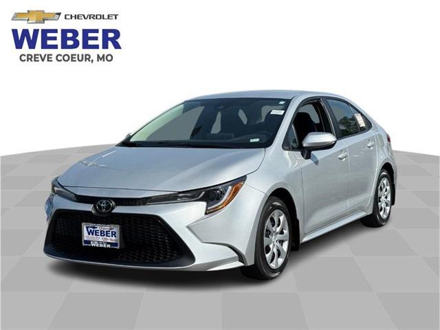 Photo of 2022 Classic Silver Metallic Toyota Corolla