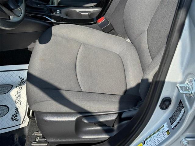 Photo of 2022 Classic Silver Metallic Toyota Corolla