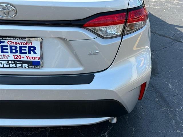 Photo of 2022 Classic Silver Metallic Toyota Corolla