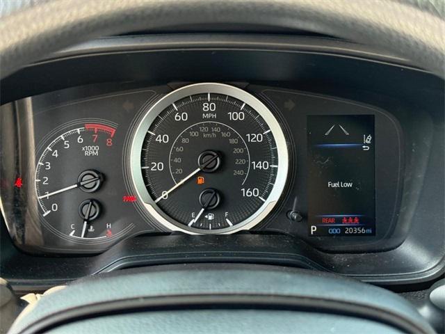 Photo of 2022 Classic Silver Metallic Toyota Corolla