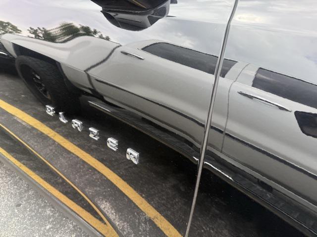 Photo of 2023 Black Chevrolet Blazer