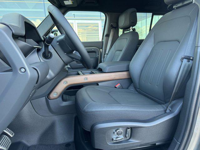 Photo of 2024 Silicon Silver Premium Metallic Land Rover Defender