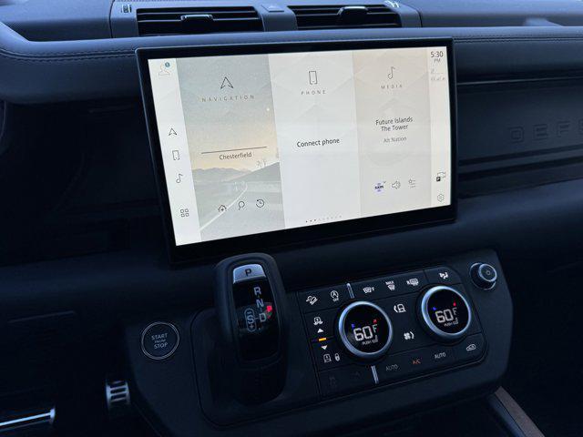 Photo of 2024 Silicon Silver Premium Metallic Land Rover Defender