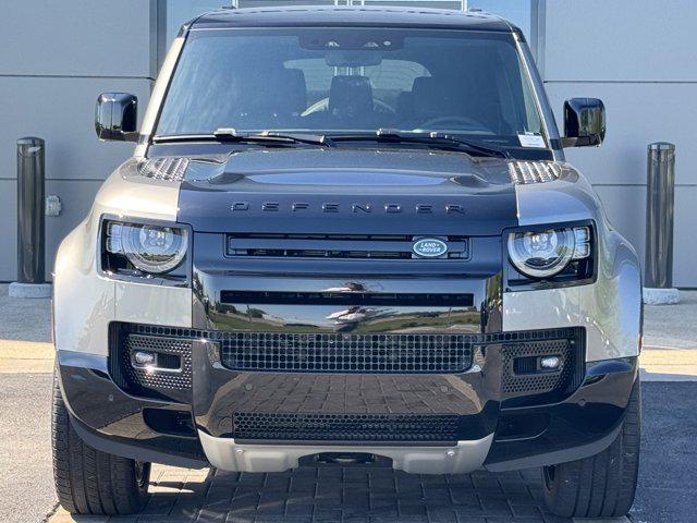 Photo of 2024 Silicon Silver Premium Metallic Land Rover Defender