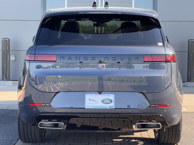 Photo of 2025 Varesine Blue Metallic Land Rover Range Rover Sport