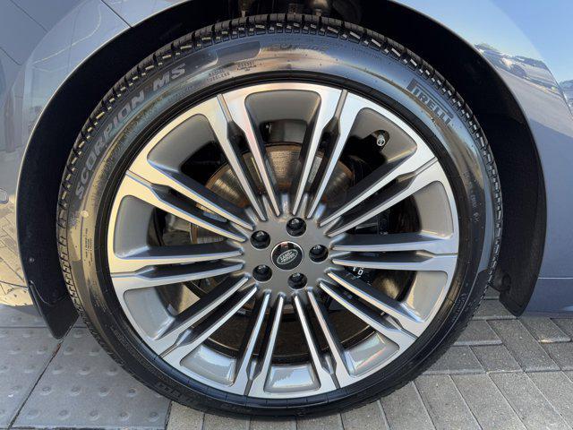 Photo of 2025 Varesine Blue Metallic Land Rover Range Rover Sport
