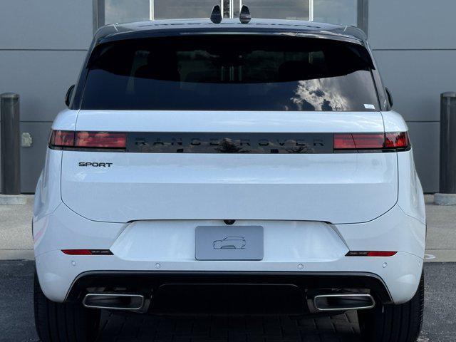 Photo of 2025 Ostuni Pearl White Premium Metallic Land Rover Range Rover Sport