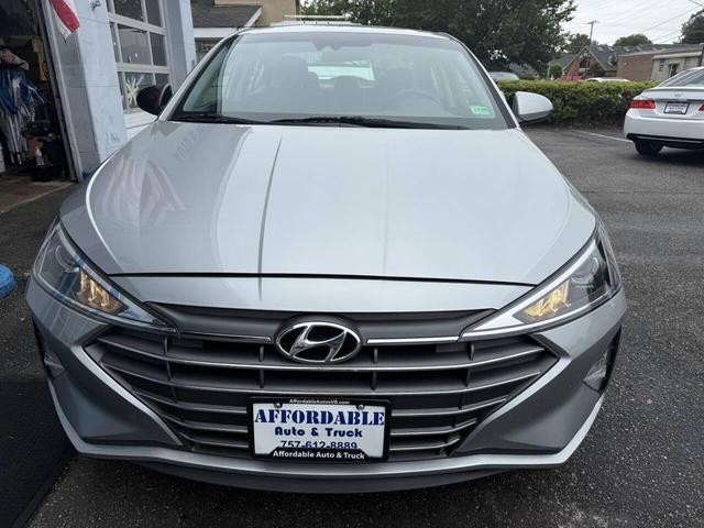 Photo of 2020 Stellar Silver Hyundai ELANTRA