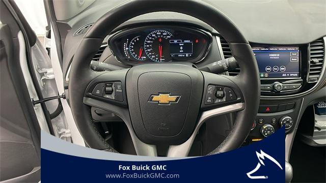 Photo of 2021 Summit White Chevrolet Trax