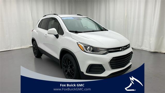 Photo of 2021 Summit White Chevrolet Trax