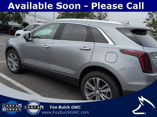 Photo of 2025 Argent Silver Metallic Cadillac XT5