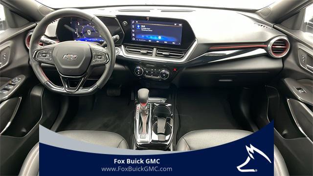 Photo of 2024 Summit White Chevrolet Trax