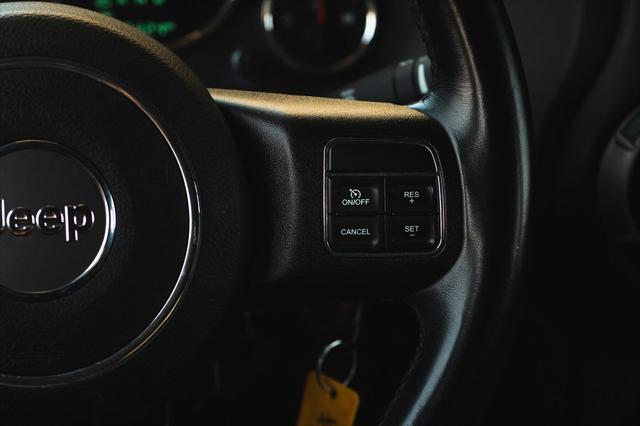 Photo of 2018 Bright White Clearcoat Jeep Wrangler JK Unlimited