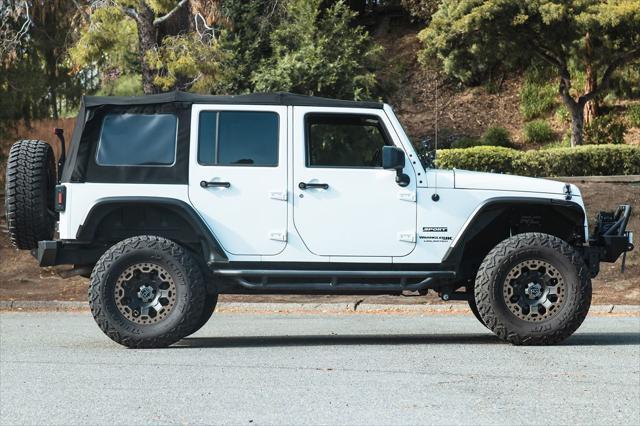 Photo of 2018 Bright White Clearcoat Jeep Wrangler JK Unlimited