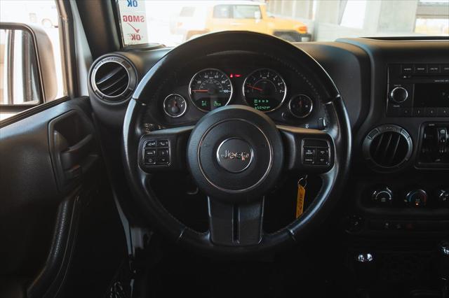 Photo of 2018 Bright White Clearcoat Jeep Wrangler JK Unlimited