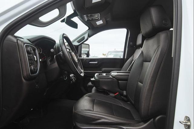 Photo of 2023 Summit White Chevrolet Silverado 2500