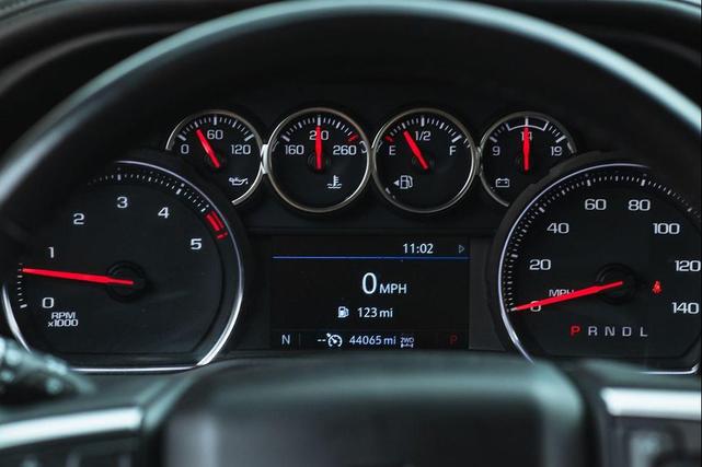 Photo of 2023 Summit White Chevrolet Silverado 2500