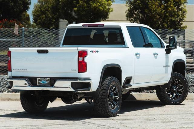 Photo of 2023 Summit White Chevrolet Silverado 2500