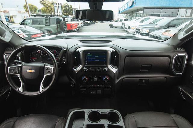 Photo of 2023 Summit White Chevrolet Silverado 2500