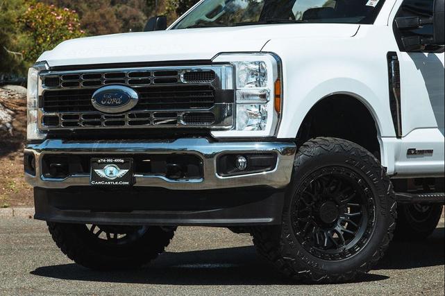 Photo of 2024 Oxford White Ford F-250