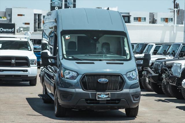 Photo of 2021 Carbonized Gray Metallic Ford Transit-250