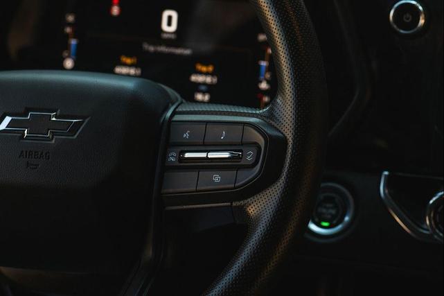 Photo of 2023 Radiant Red Tintcoat Chevrolet Colorado