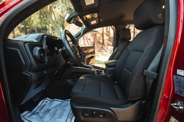 Photo of 2023 Radiant Red Tintcoat Chevrolet Colorado