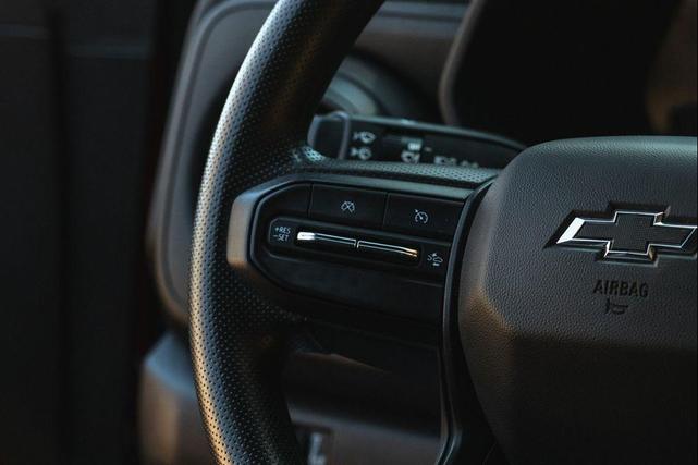 Photo of 2023 Radiant Red Tintcoat Chevrolet Colorado