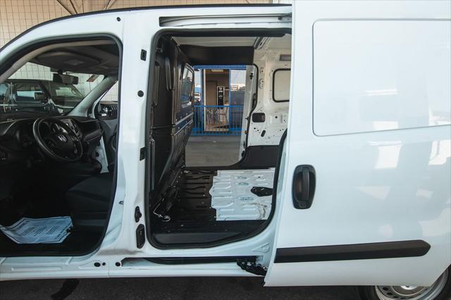 Photo of 2020 Bright White RAM ProMaster City
