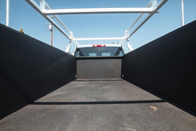 Photo of 2018 Bright White Clearcoat RAM 2500