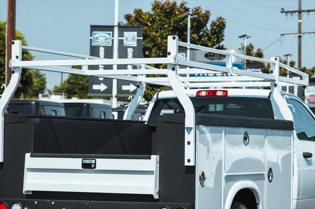 Photo of 2018 Bright White Clearcoat RAM 2500