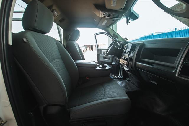 Photo of 2018 Bright White Clearcoat RAM 2500