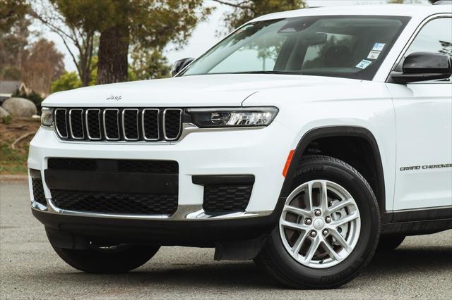 Photo of 2023 Bright White Clearcoat Jeep Grand Cherokee L