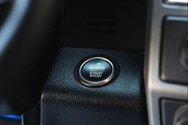 Photo of 2020 Oxford White Ford F-150